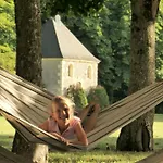 Chateau La Mothaye - Self Catering With Pool In The Loire Valley Gasthuis *