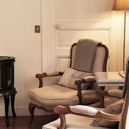 Gasthuis Chateau La Mothaye - Self Catering With Pool In The Loire Valley *