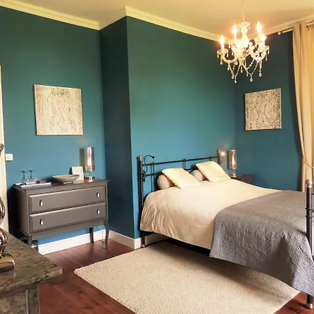 Chateau La Mothaye - Self Catering With Pool In The Loire Valley