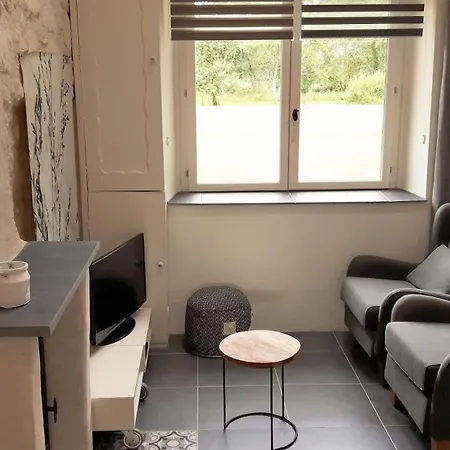 Chateau La Mothaye - Self Catering With Pool In The Loire Valley *