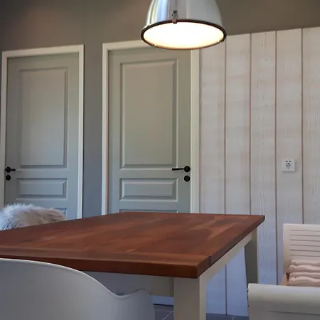 Chateau La Mothaye - Self Catering With Pool In The Loire Valley Pensionat