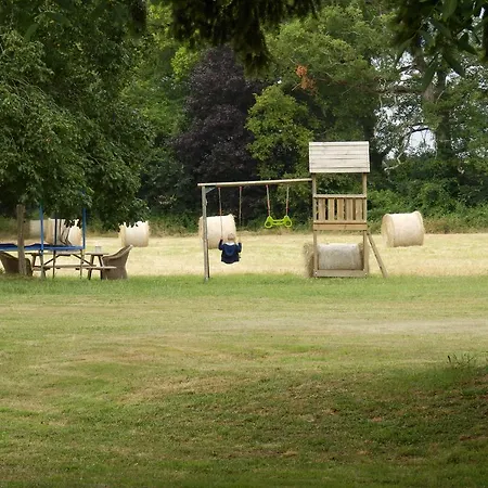 Gasthuis Chateau La Mothaye - Self Catering With Pool In The Loire Valley