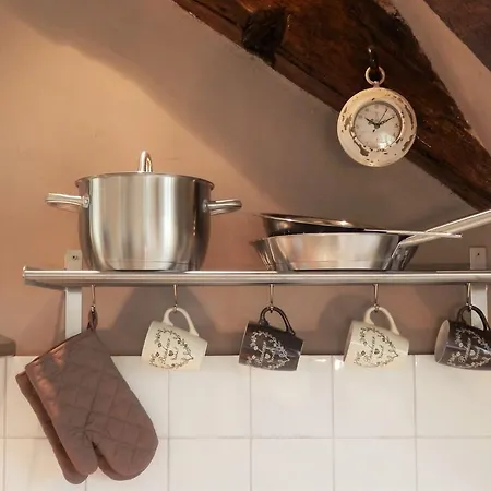 Konukevi Chateau La Mothaye - Self Catering With Pool In The Loire Valley