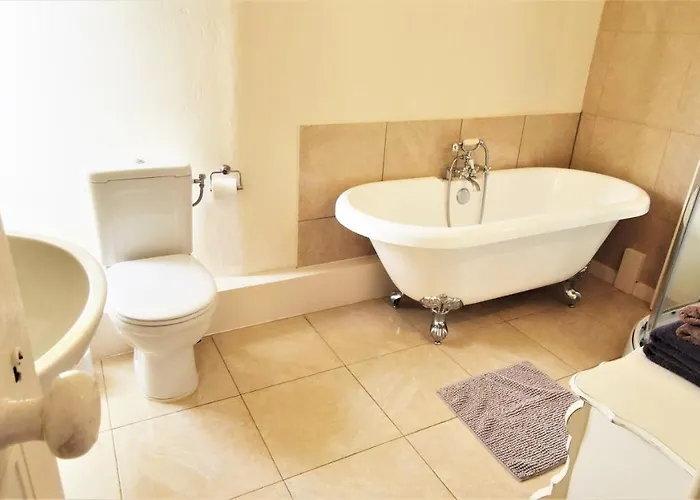 Chateau La Mothaye - Self Catering With Pool In The Loire Valley 招待所