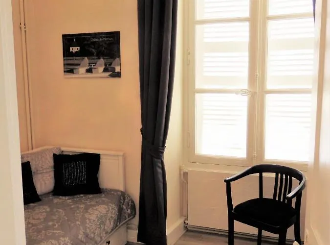 Chateau La Mothaye - Self Catering With Pool In The Loire Valley